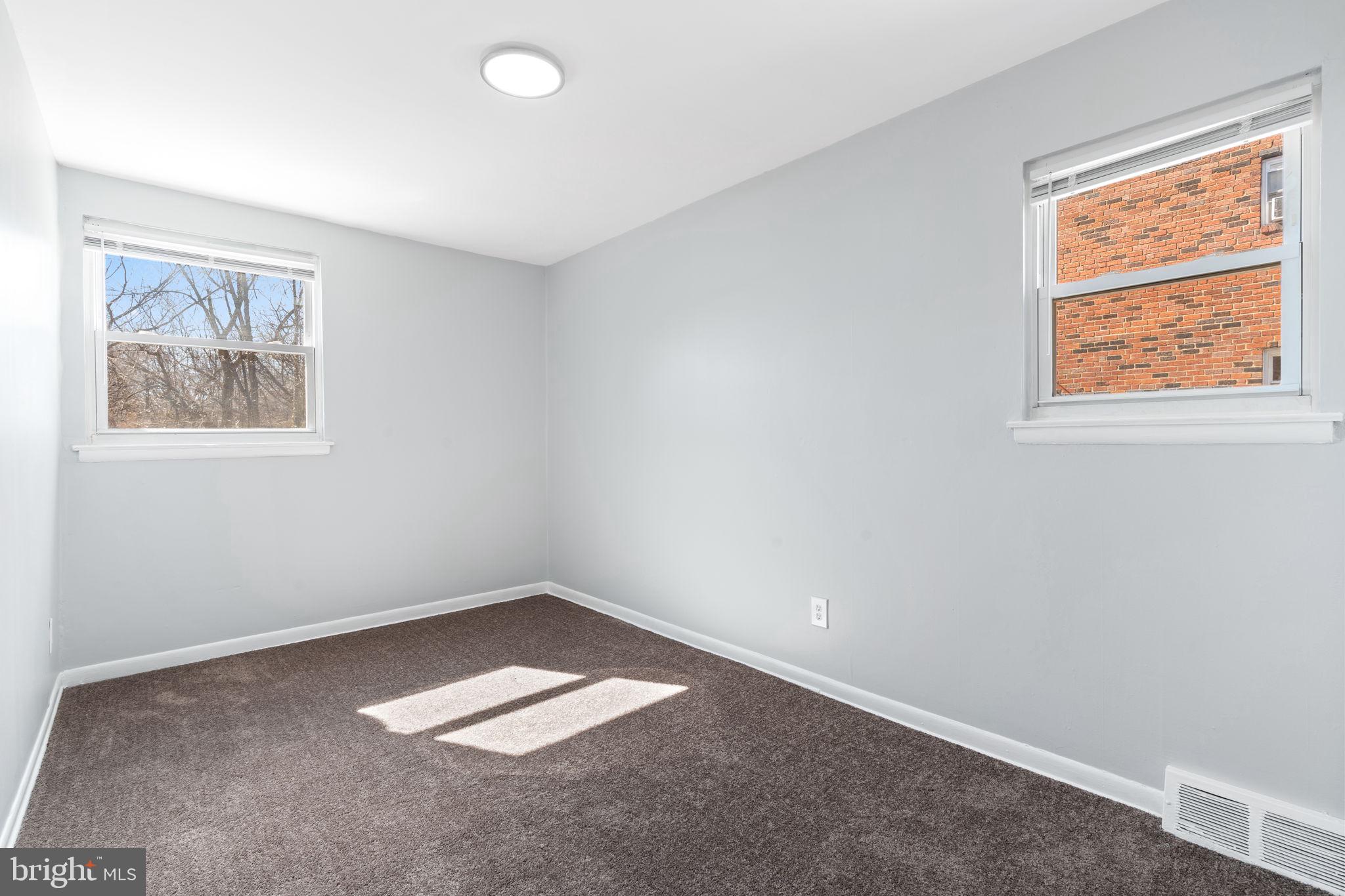 WYNNEFIELD HEIGHTS - Residential Lease