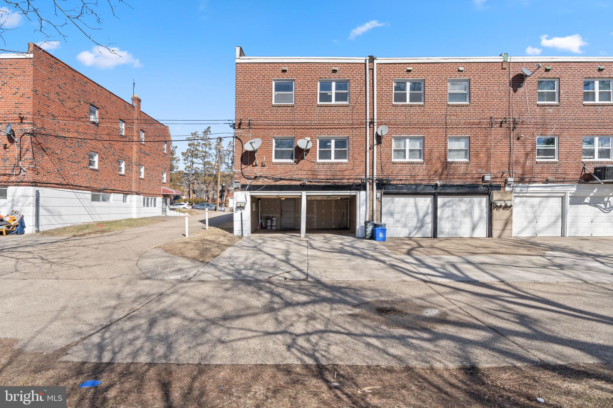 WYNNEFIELD HEIGHTS - Residential Lease