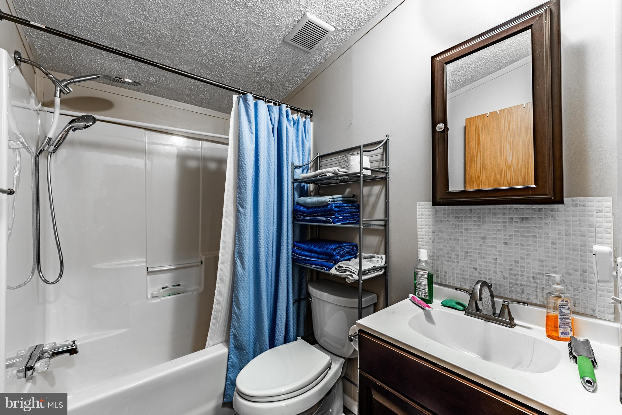 HARFORD MOBILE VILLAGE - Residential