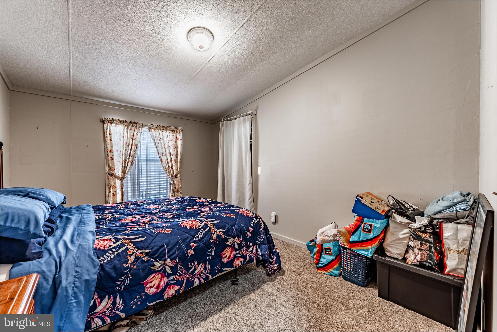 HARFORD MOBILE VILLAGE - Residential