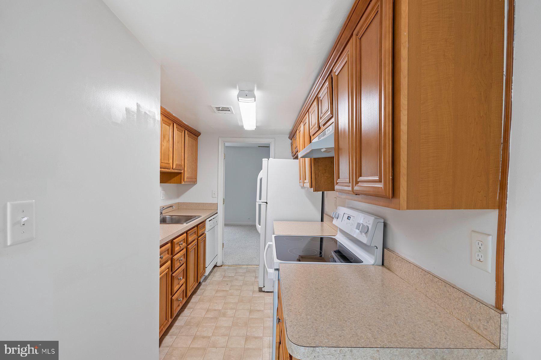 MINERAL SPRINGS VILL TH - Residential