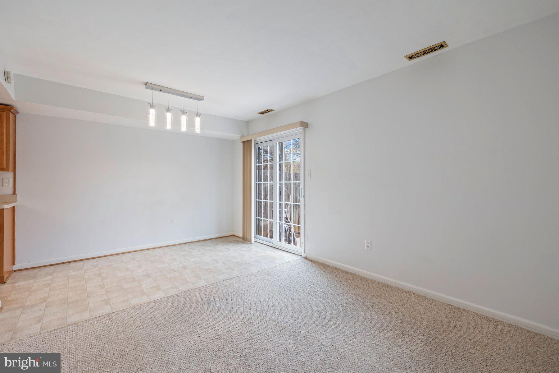 MINERAL SPRINGS VILL TH - Residential