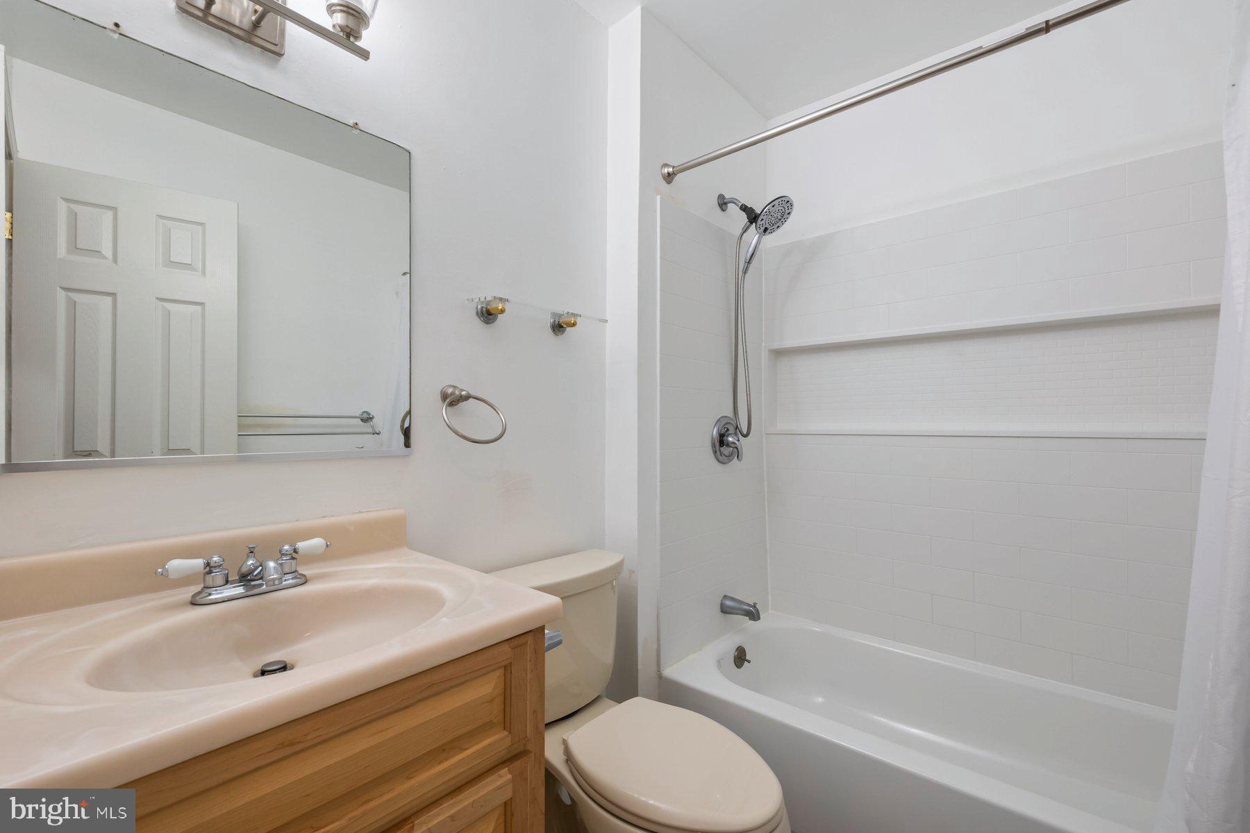 MINERAL SPRINGS VILL TH - Residential