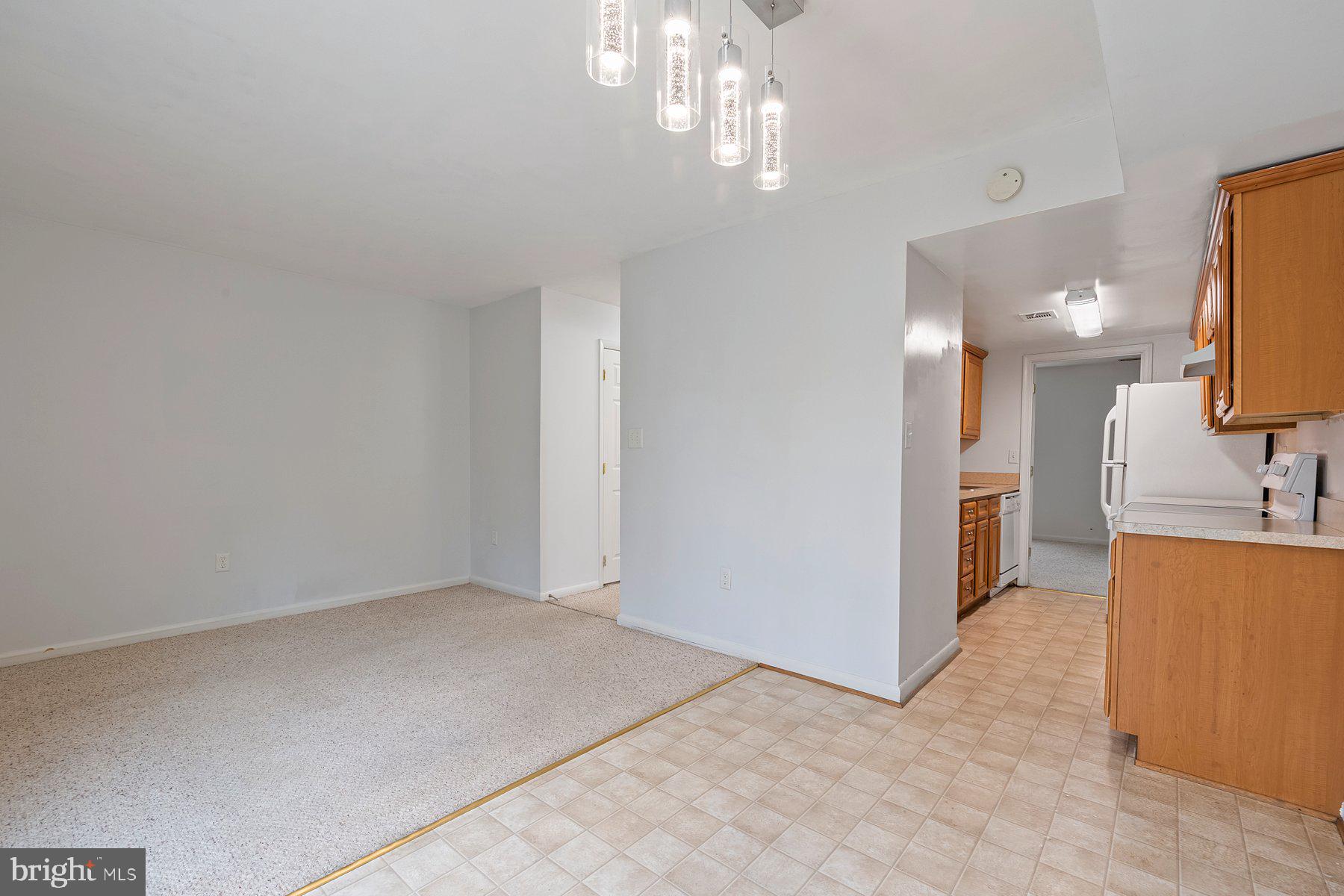 MINERAL SPRINGS VILL TH - Residential