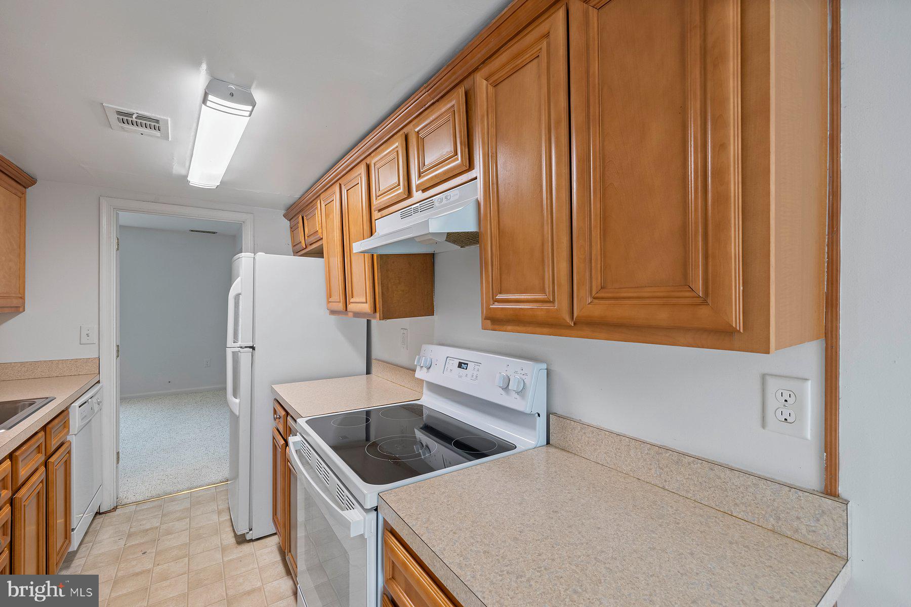 MINERAL SPRINGS VILL TH - Residential