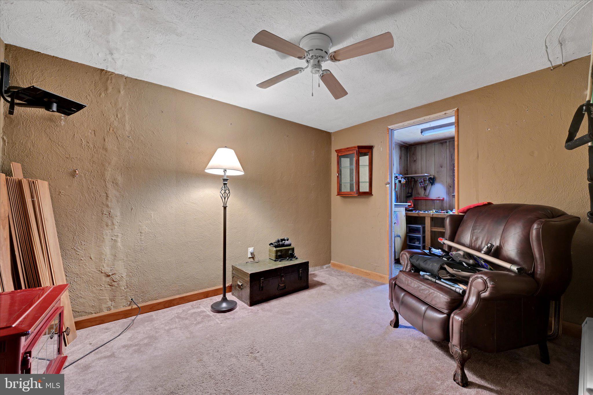 YORKVILLE - Residential