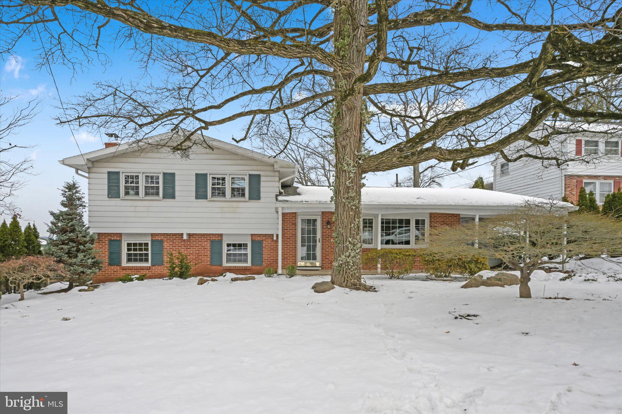 YORKVILLE - Residential