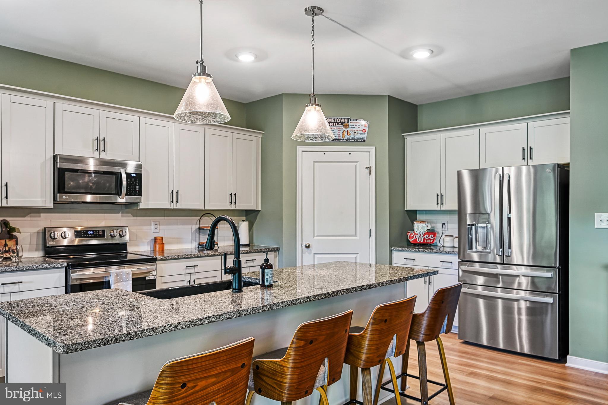NOAHS LANDING - Residential
