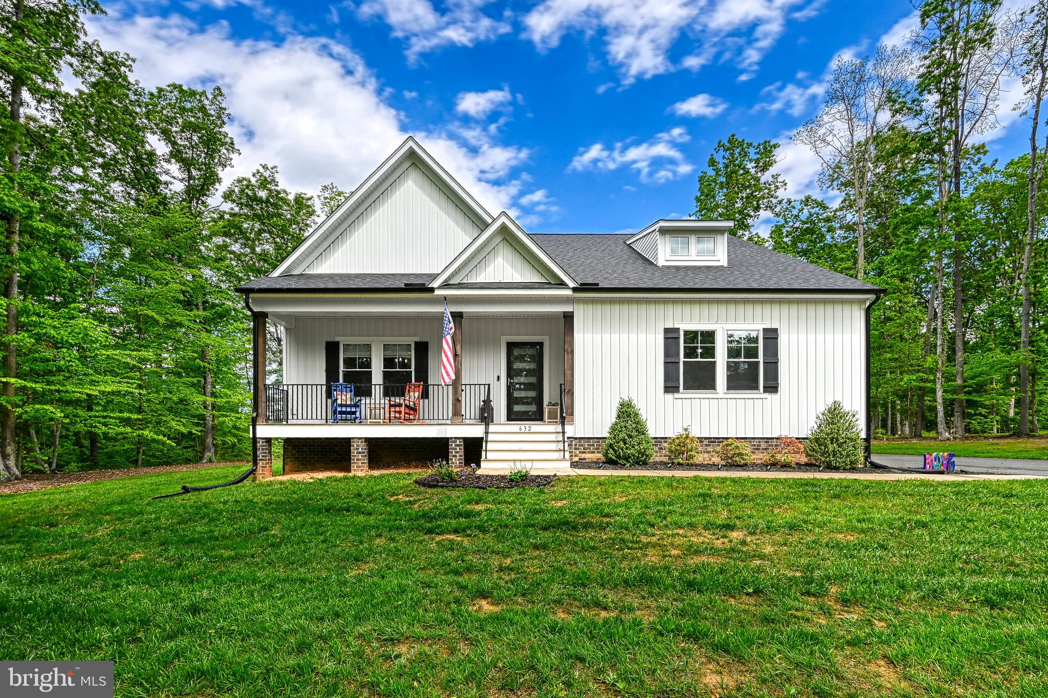 NOAHS LANDING - Residential