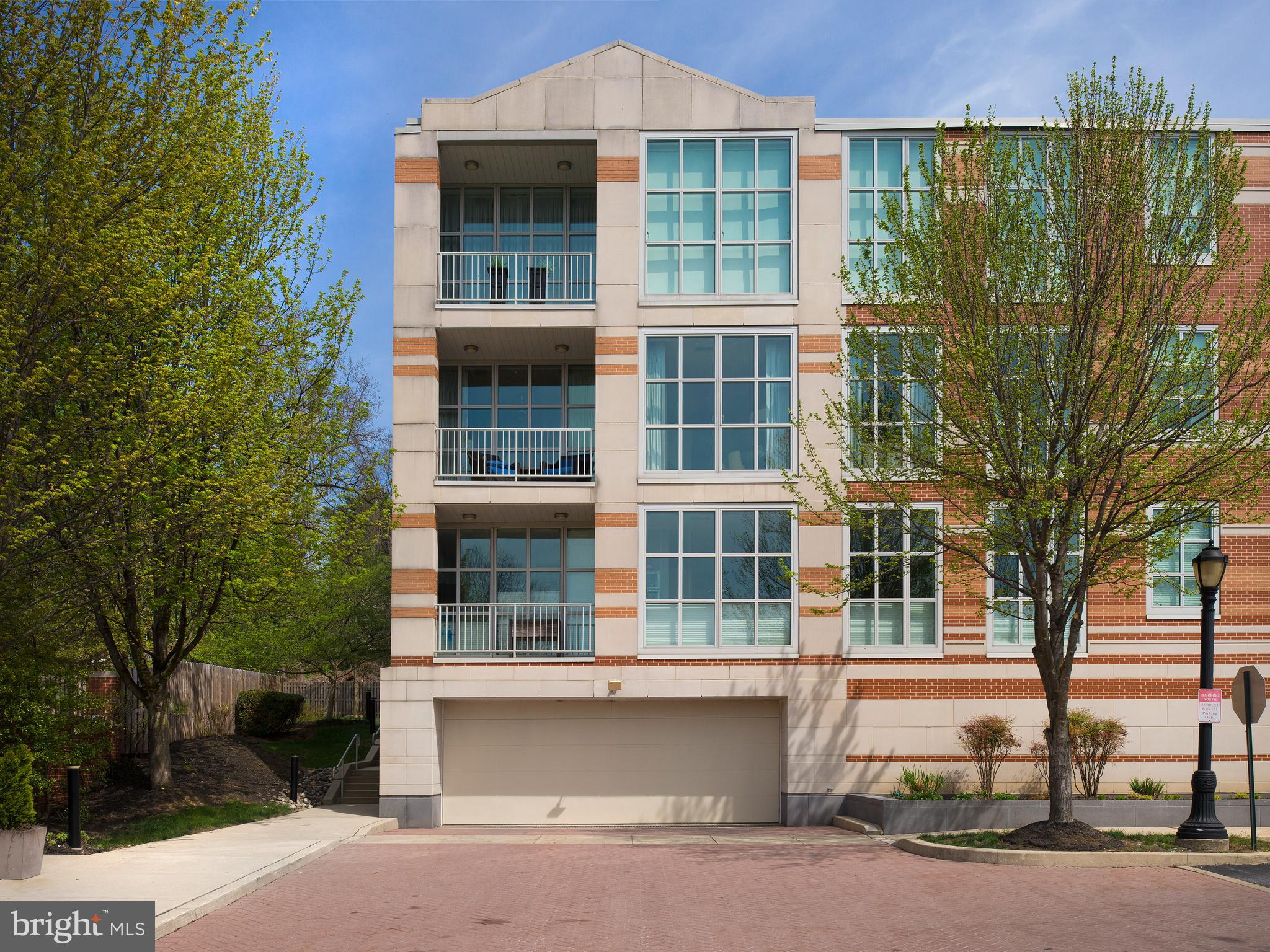 PEMBROKE NORTH - Residential