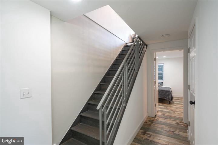 POINT BREEZE - Residential Lease