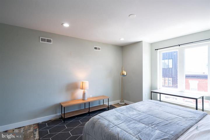 POINT BREEZE - Residential Lease