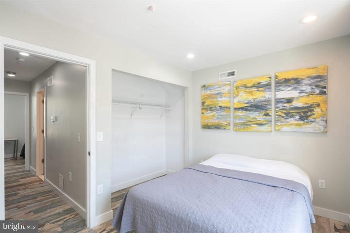 POINT BREEZE - Residential Lease