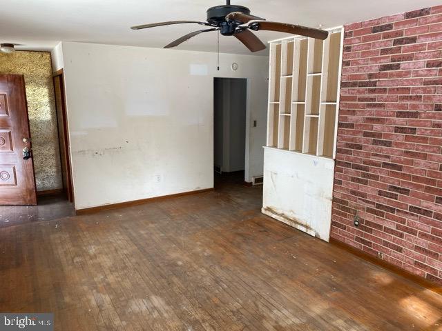 605 BEVERLY ROAD