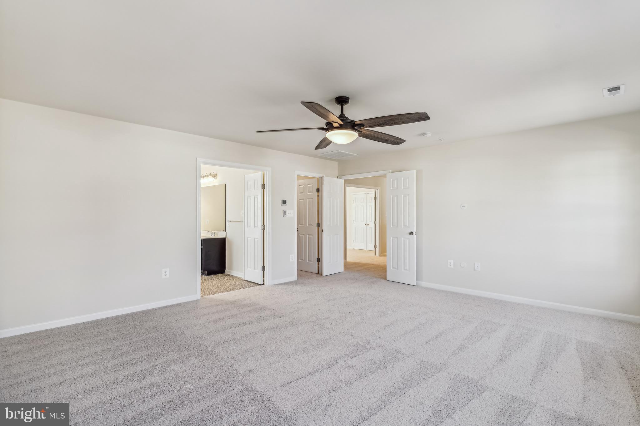 ELIZABETH HILLS - Residential Lease