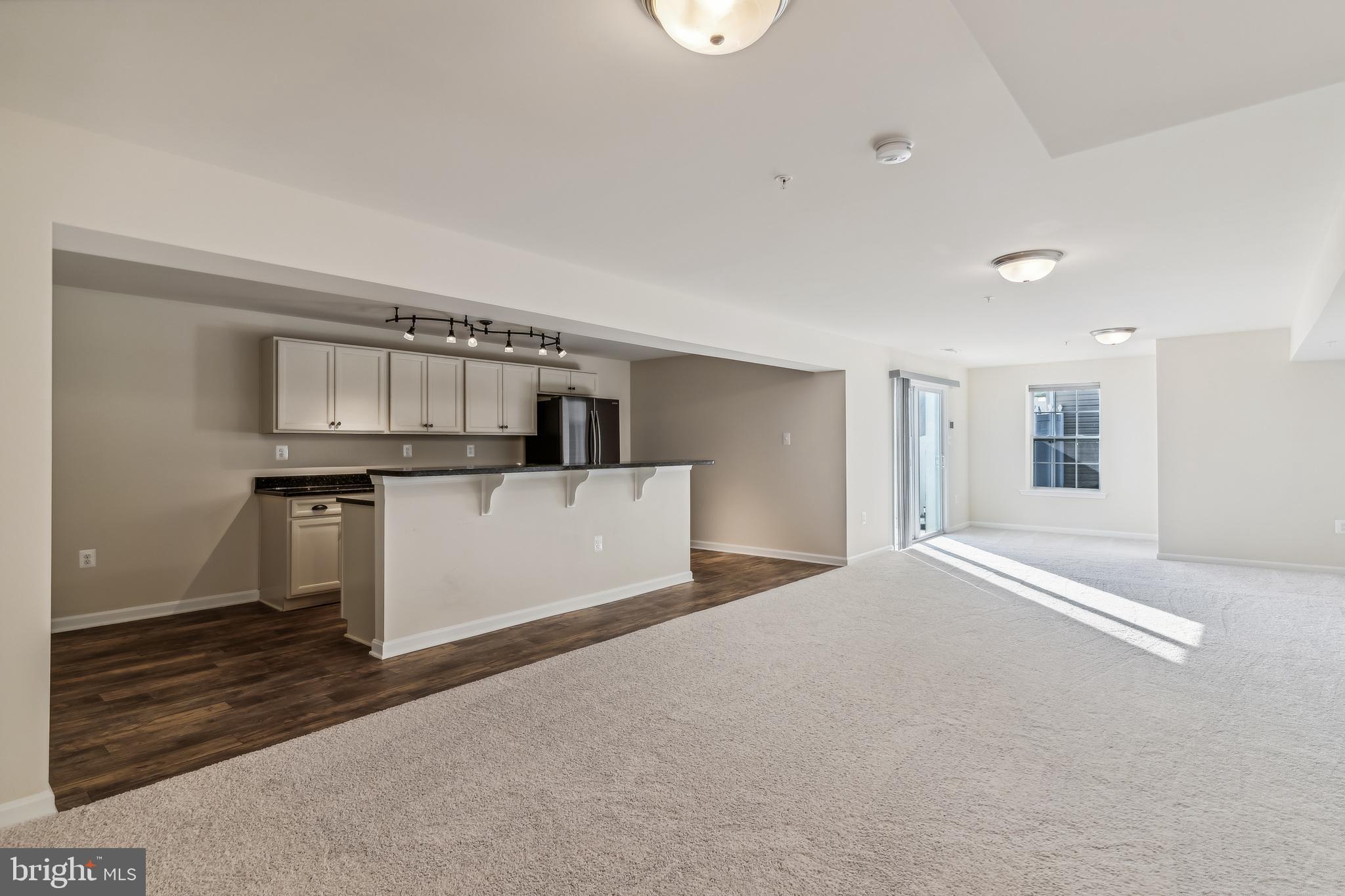 ELIZABETH HILLS - Residential Lease