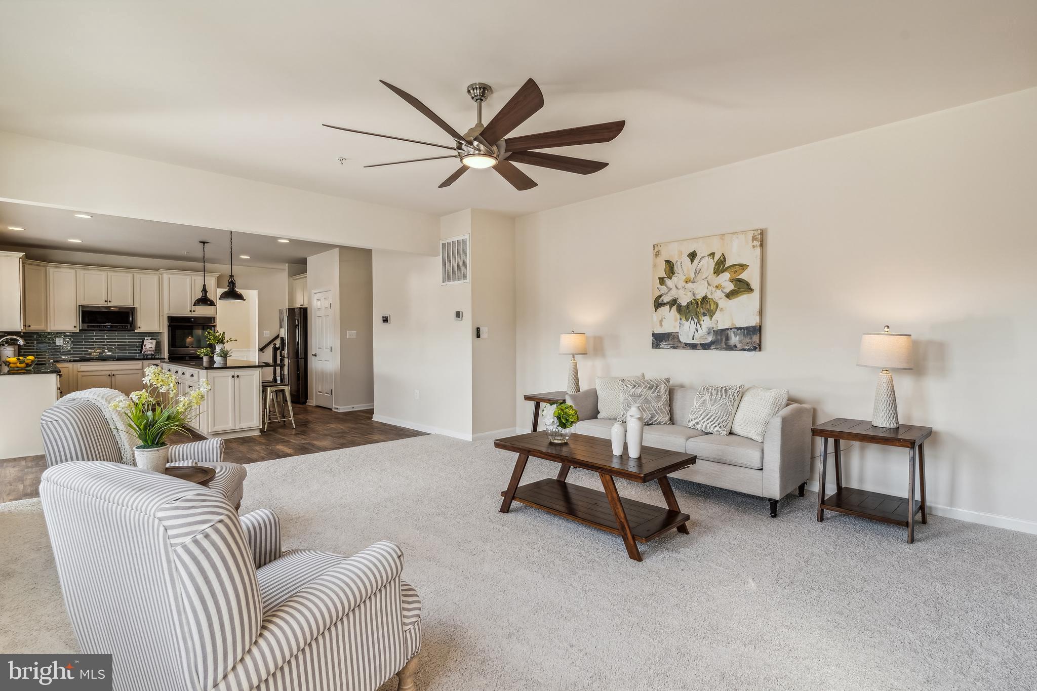 ELIZABETH HILLS - Residential Lease