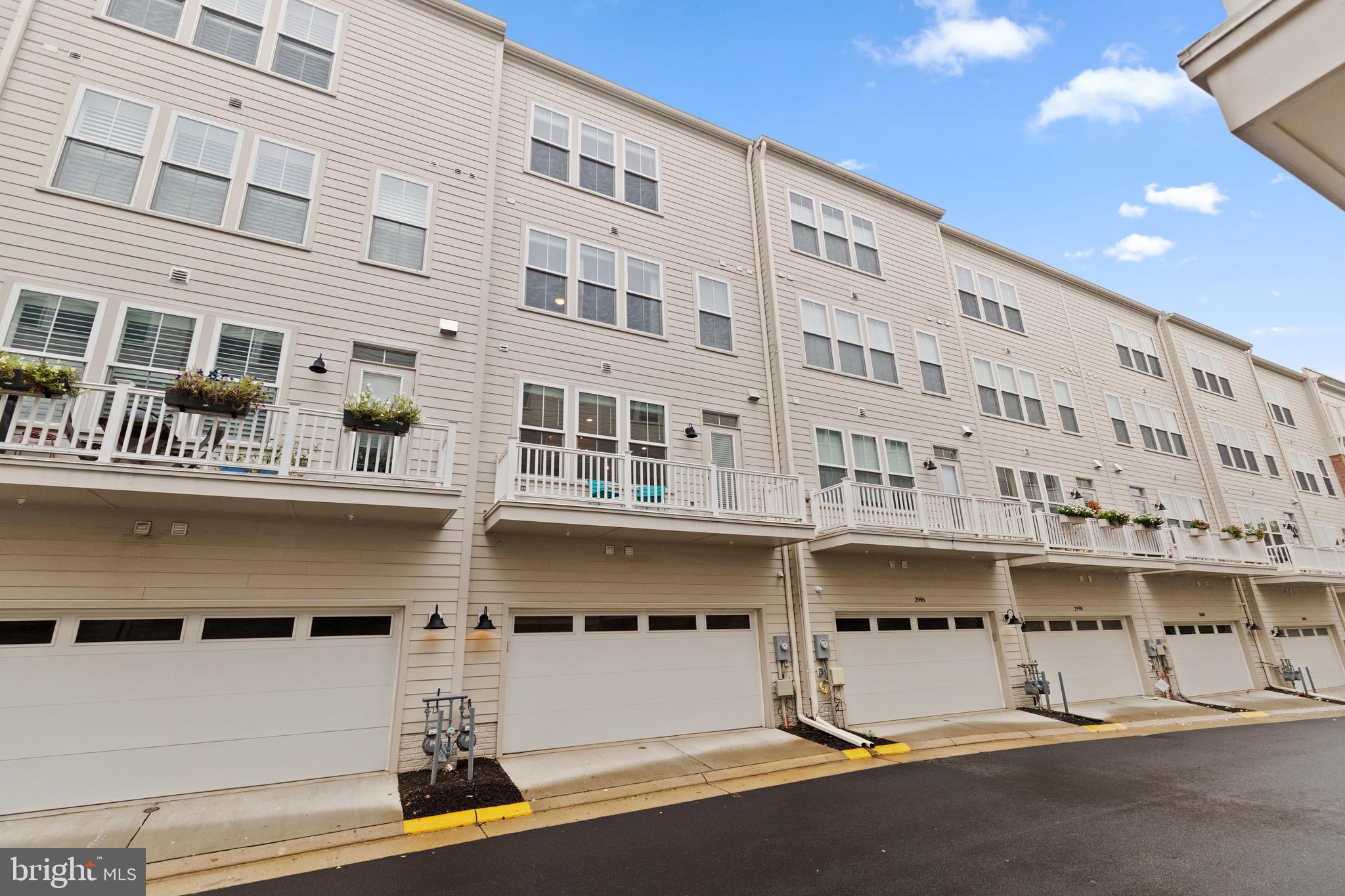 MOSAIC DISTRICT - Residential