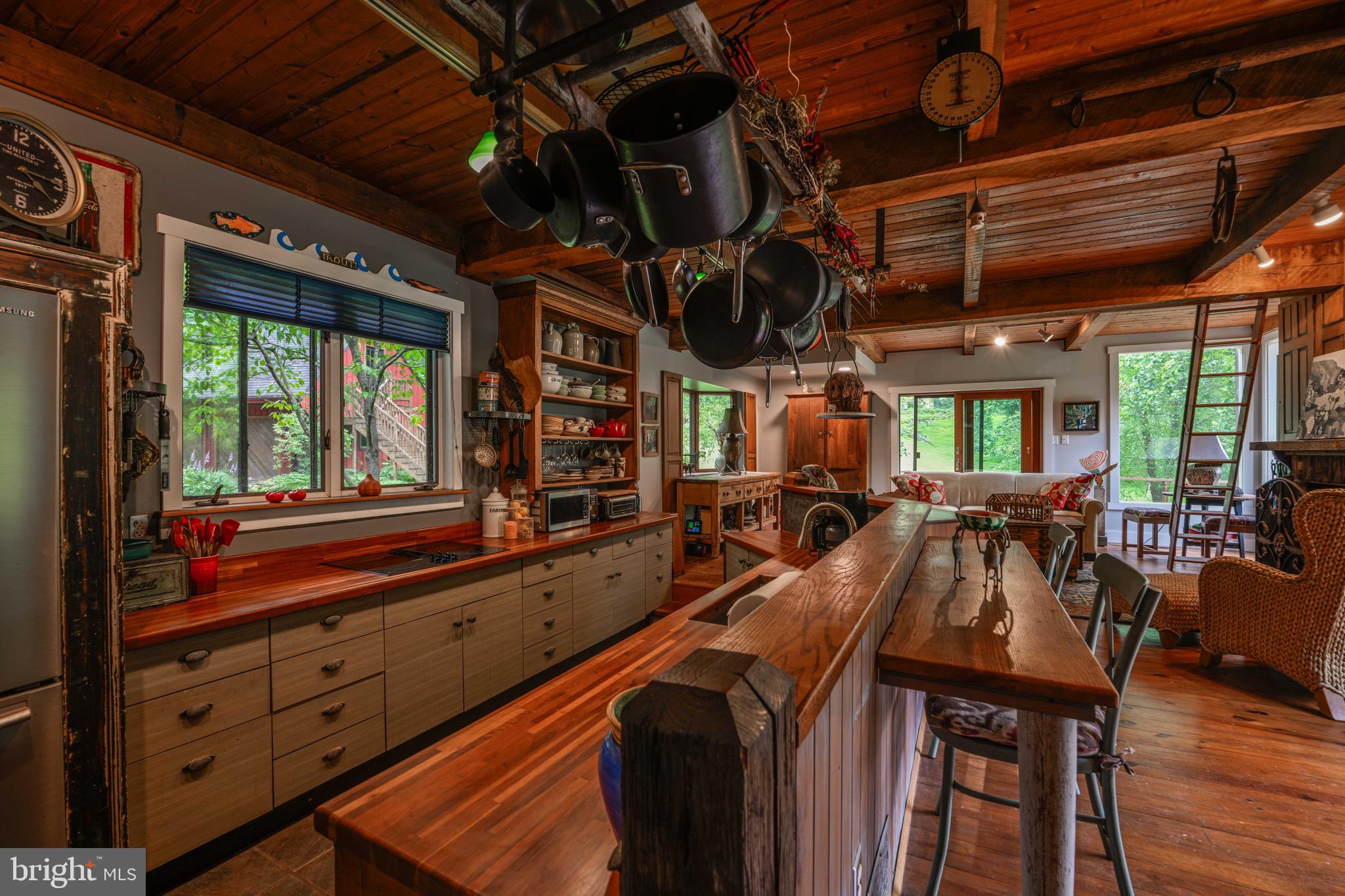 HUNT VALLEY - Residential