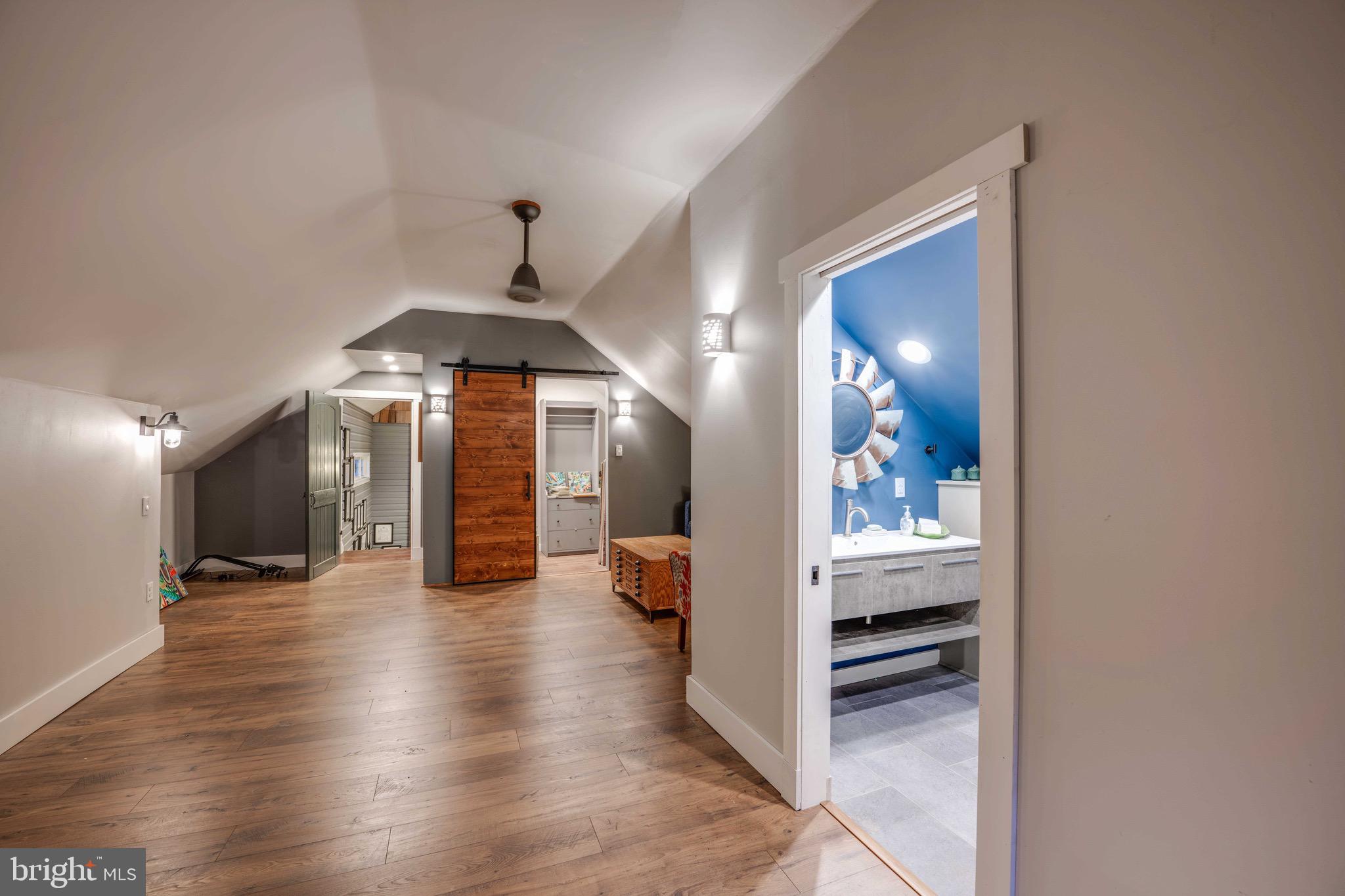 HUNT VALLEY - Residential