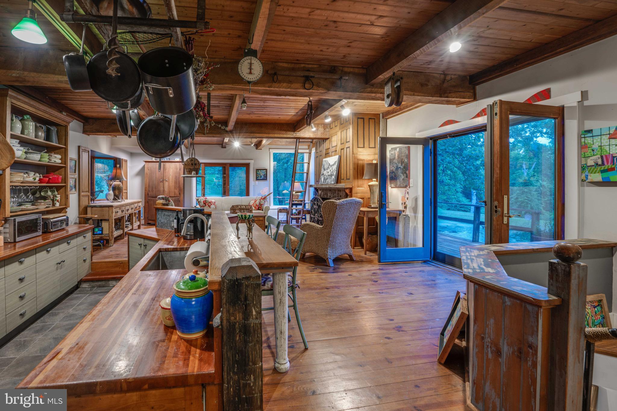 HUNT VALLEY - Residential