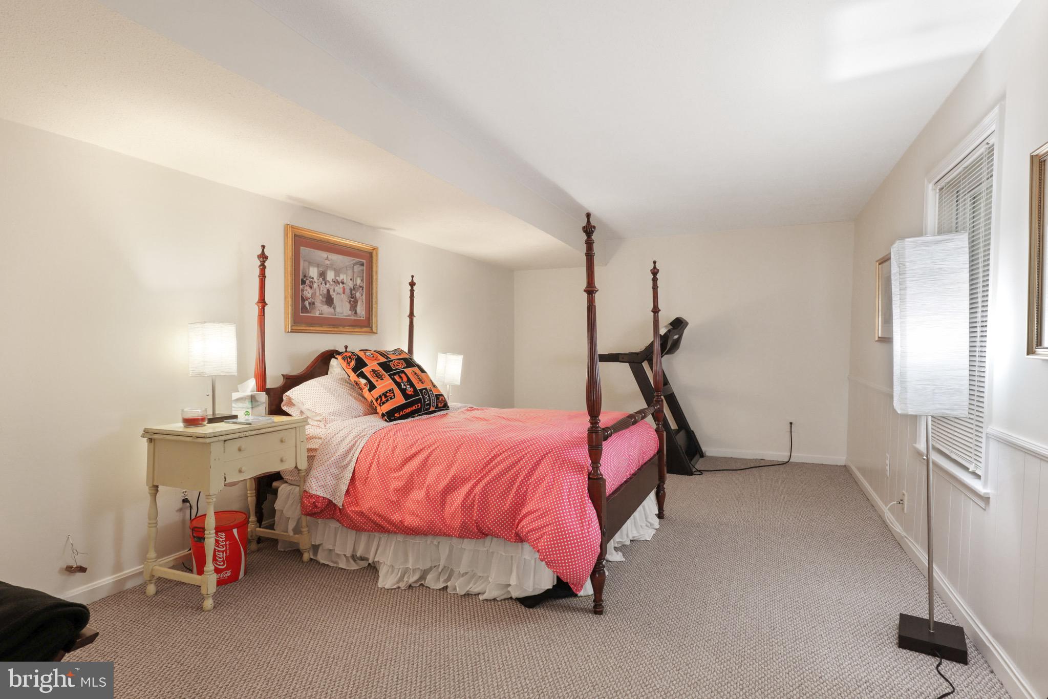 RACEWAY FARMS - Residential