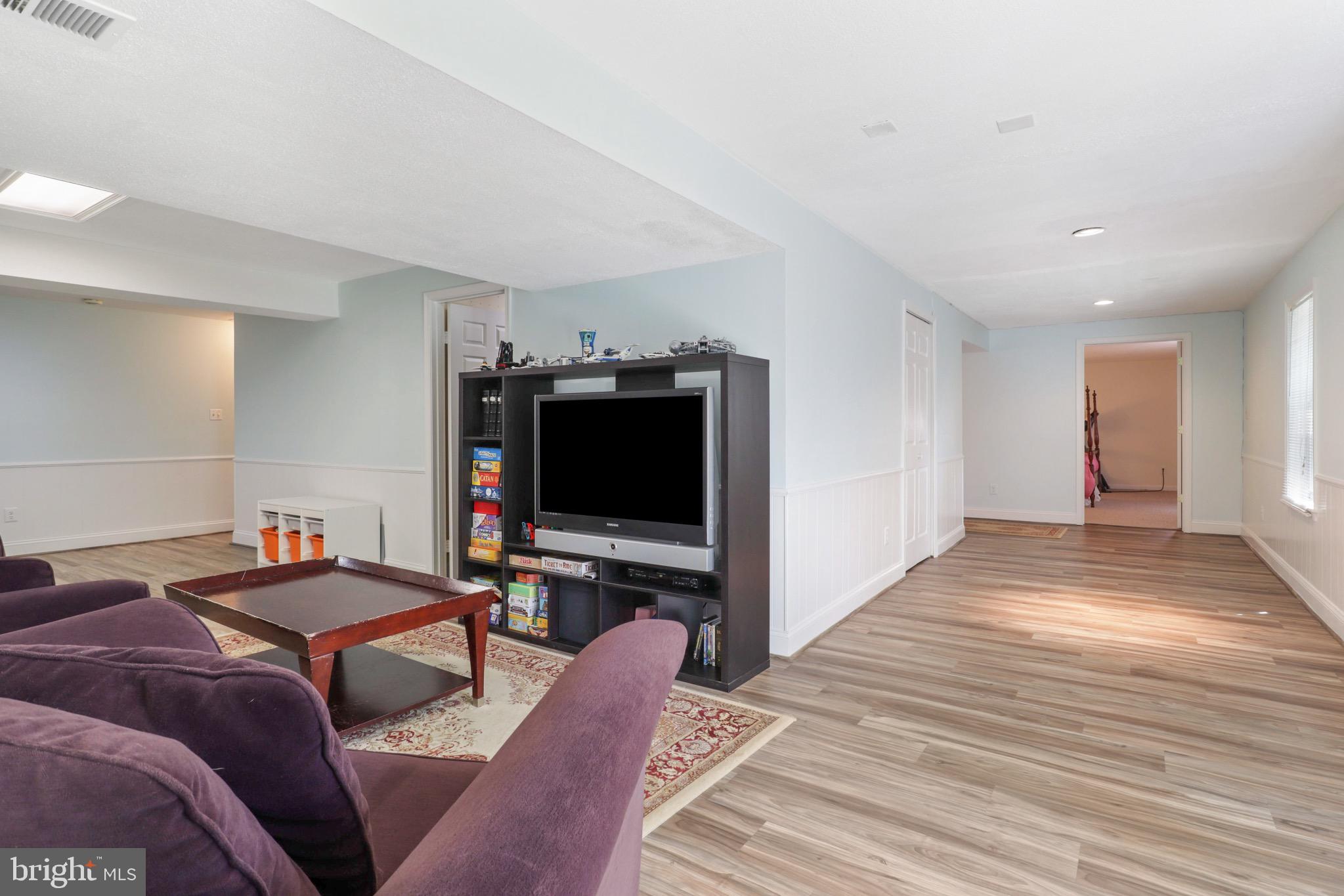 RACEWAY FARMS - Residential