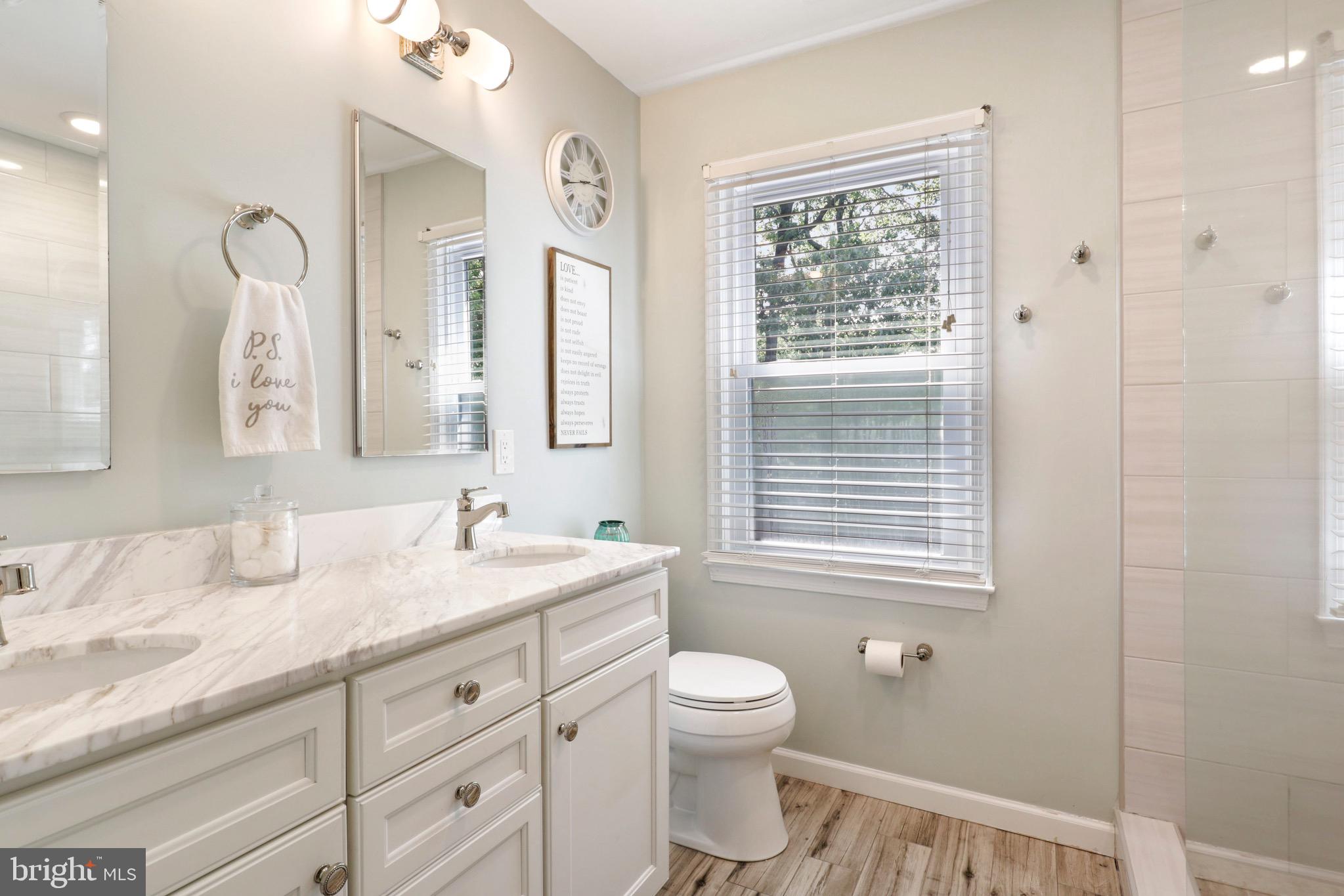 RACEWAY FARMS - Residential