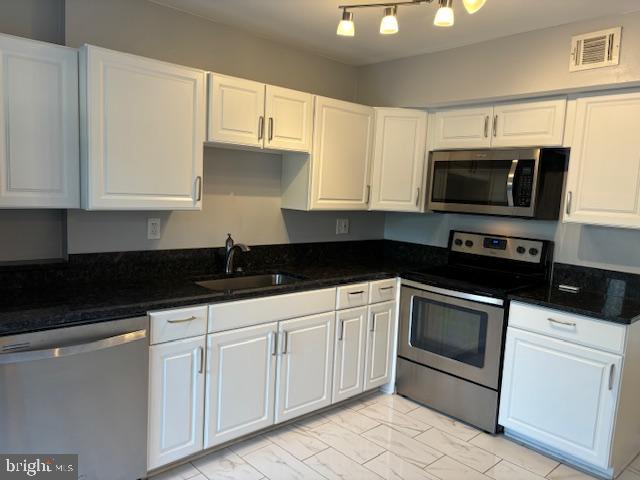 BENTLEY VILLAGE - Residential Lease