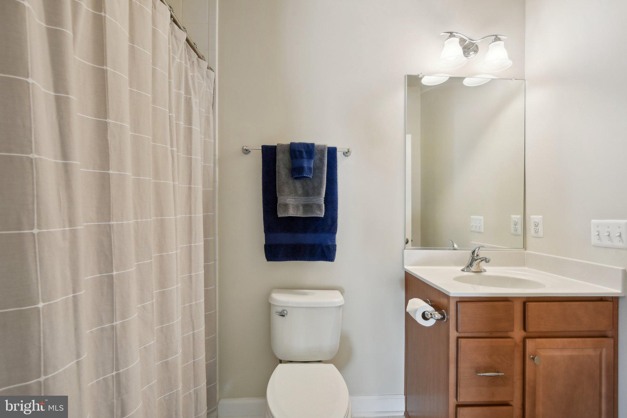 LONGVIEW CREST - Residential