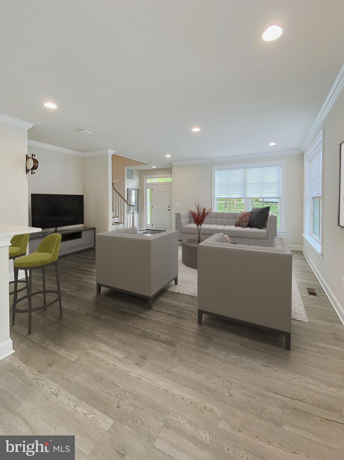 LONGVIEW CREST - Residential