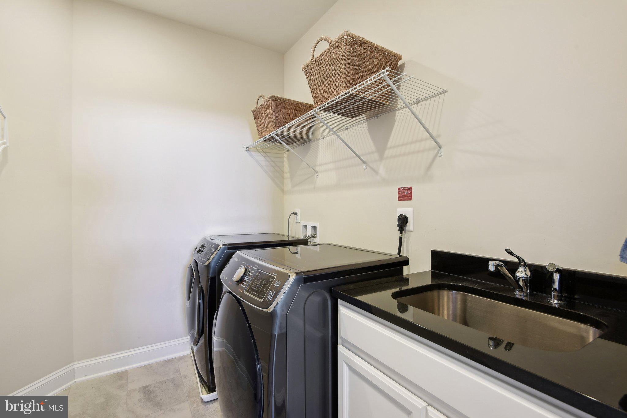 LONGVIEW CREST - Residential