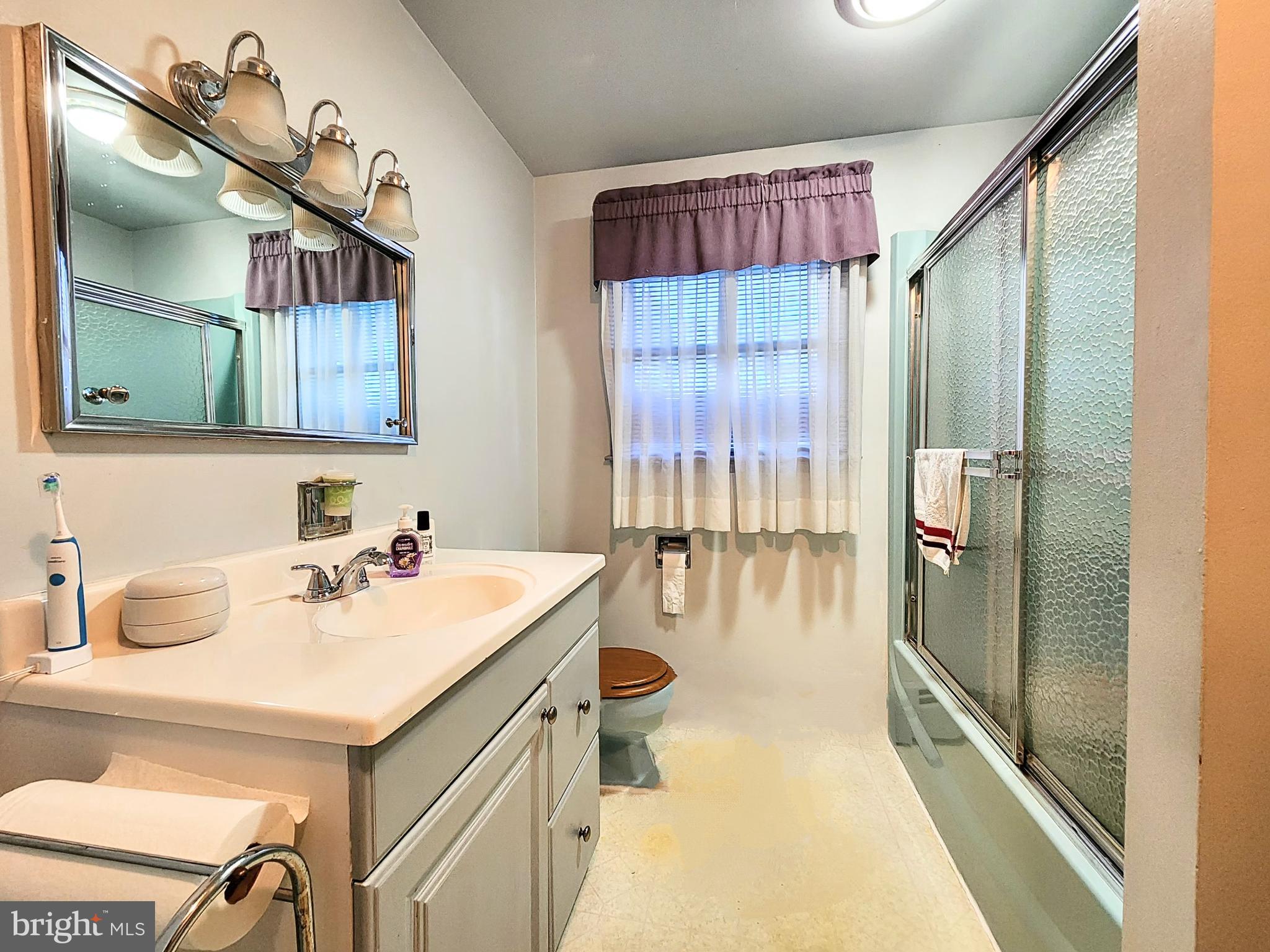 LAURICH HILLS - Residential