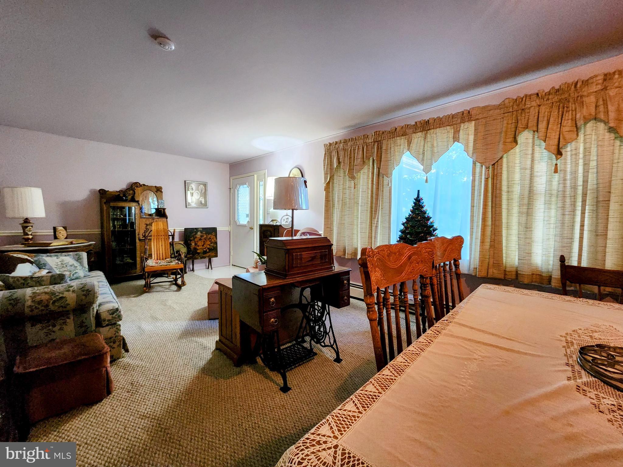 LAURICH HILLS - Residential