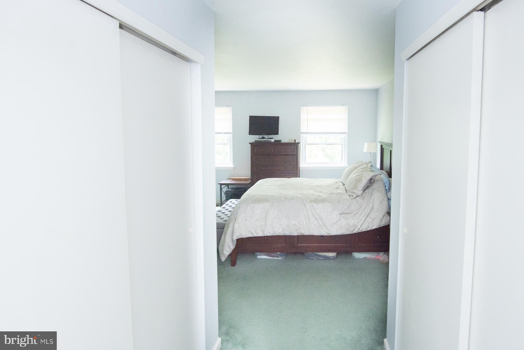 OXFORD OF BLUE BELL - Residential Lease