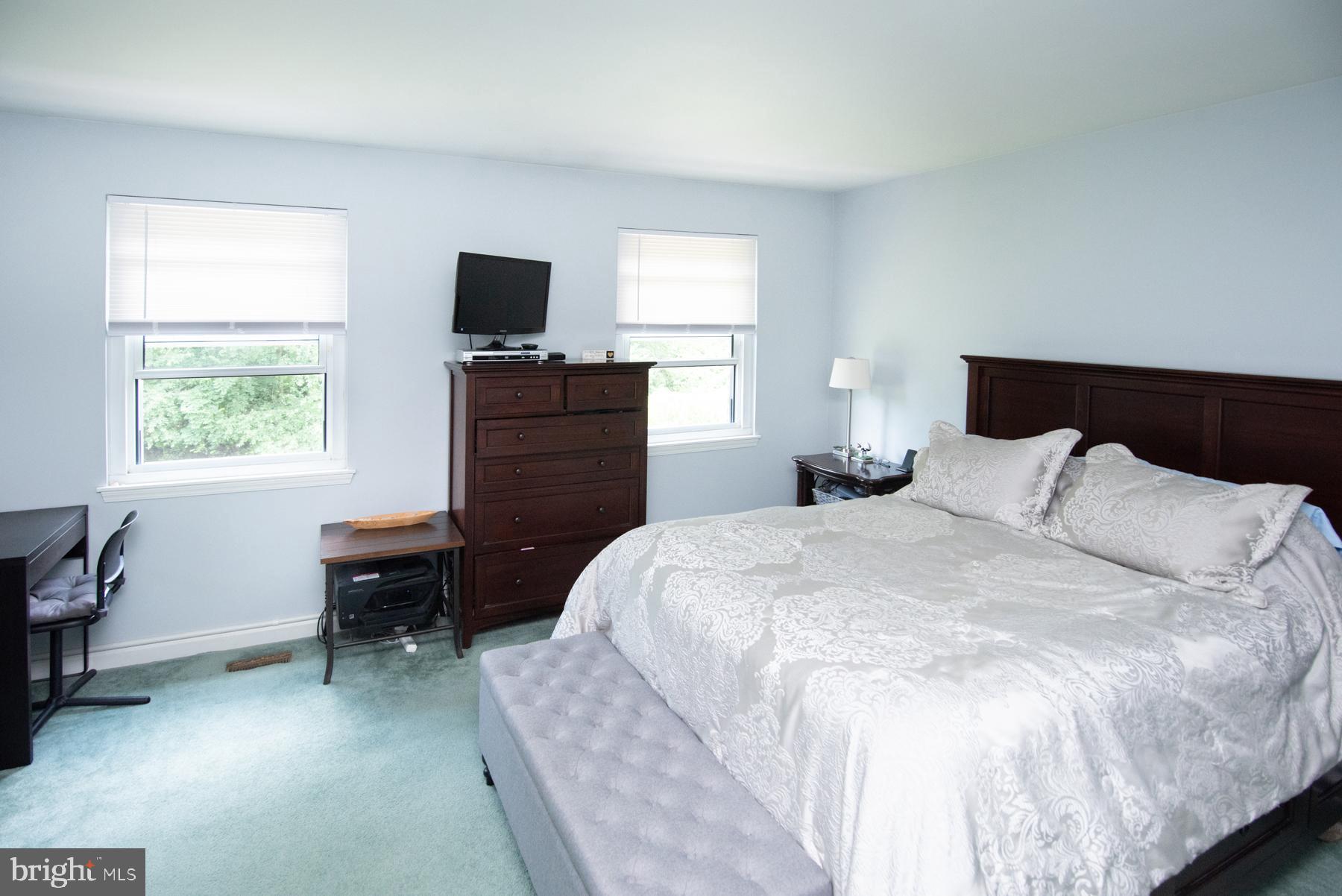 OXFORD OF BLUE BELL - Residential Lease