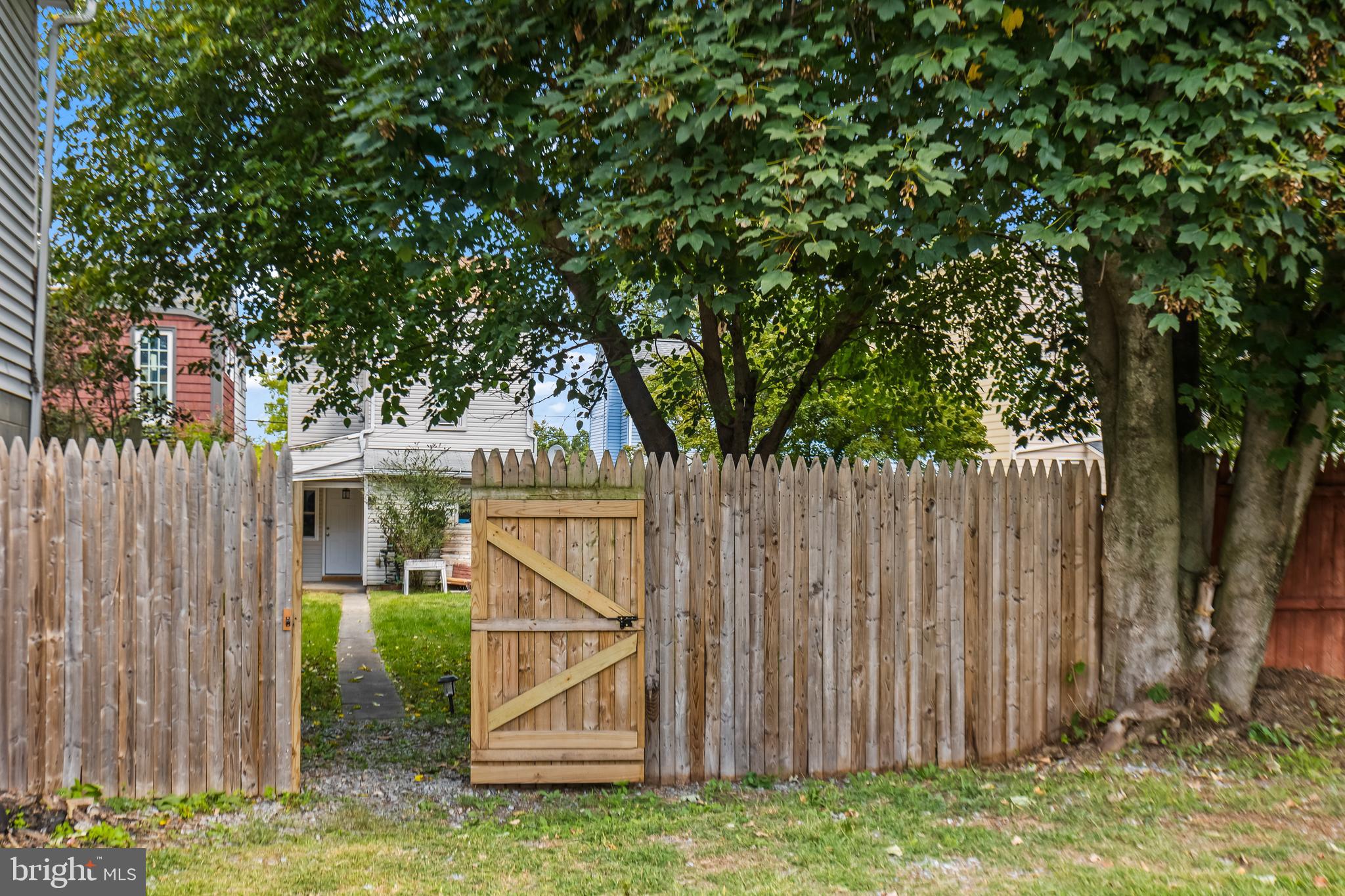 HUMMELSTOWN BOROUGH - Residential