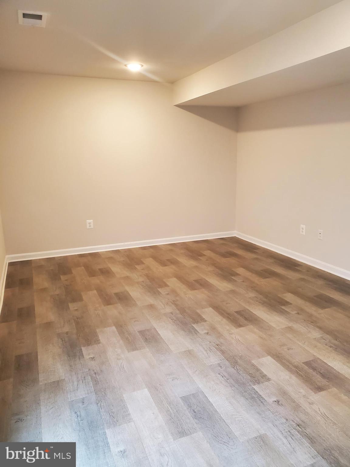 DILLON FARM - Residential Lease