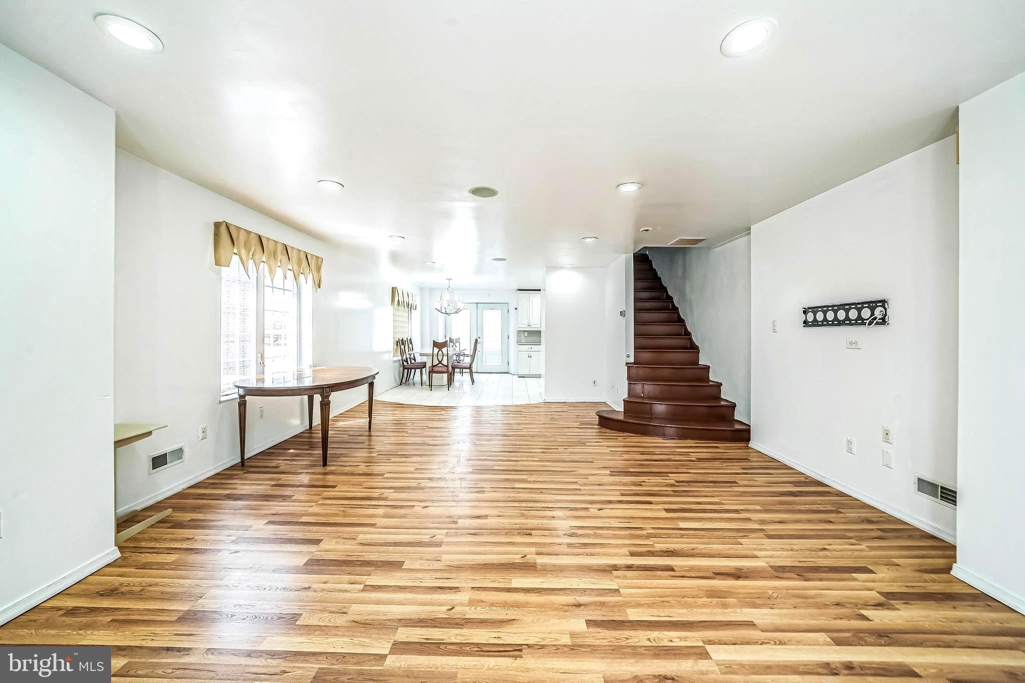 PHILADELPHIA (SOUTH) - Residential Lease