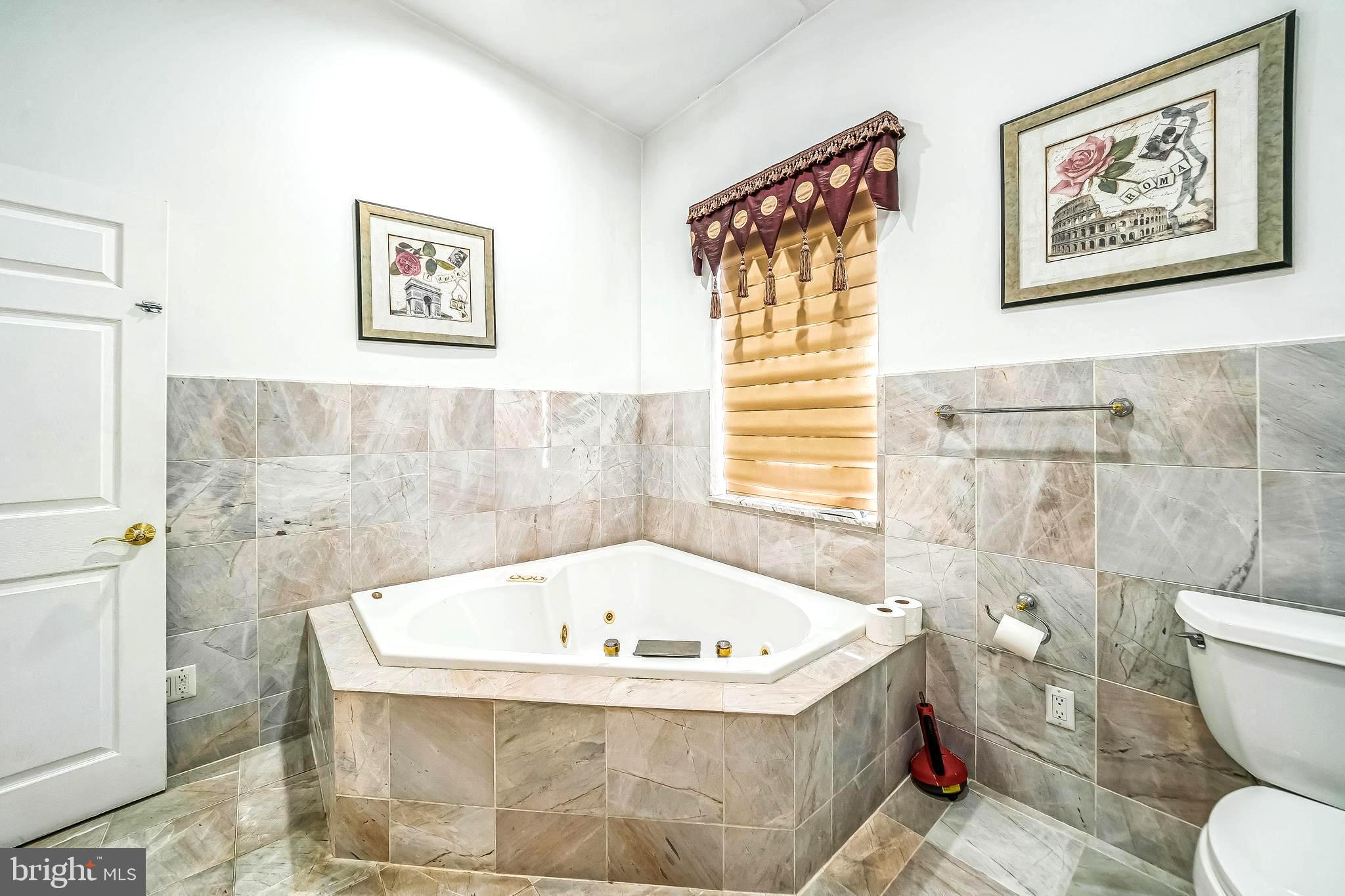 PHILADELPHIA (SOUTH) - Residential Lease