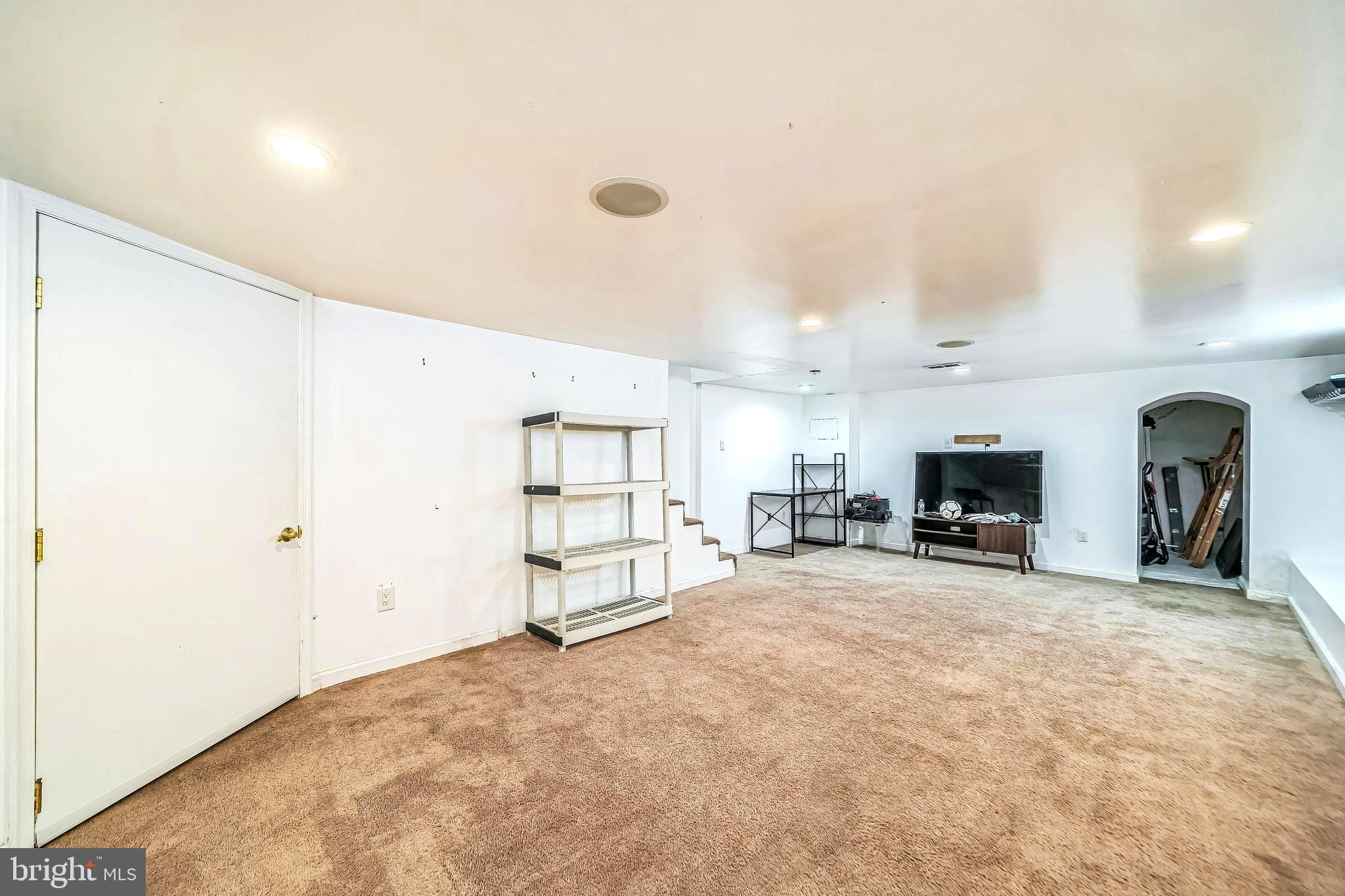 PHILADELPHIA (SOUTH) - Residential Lease