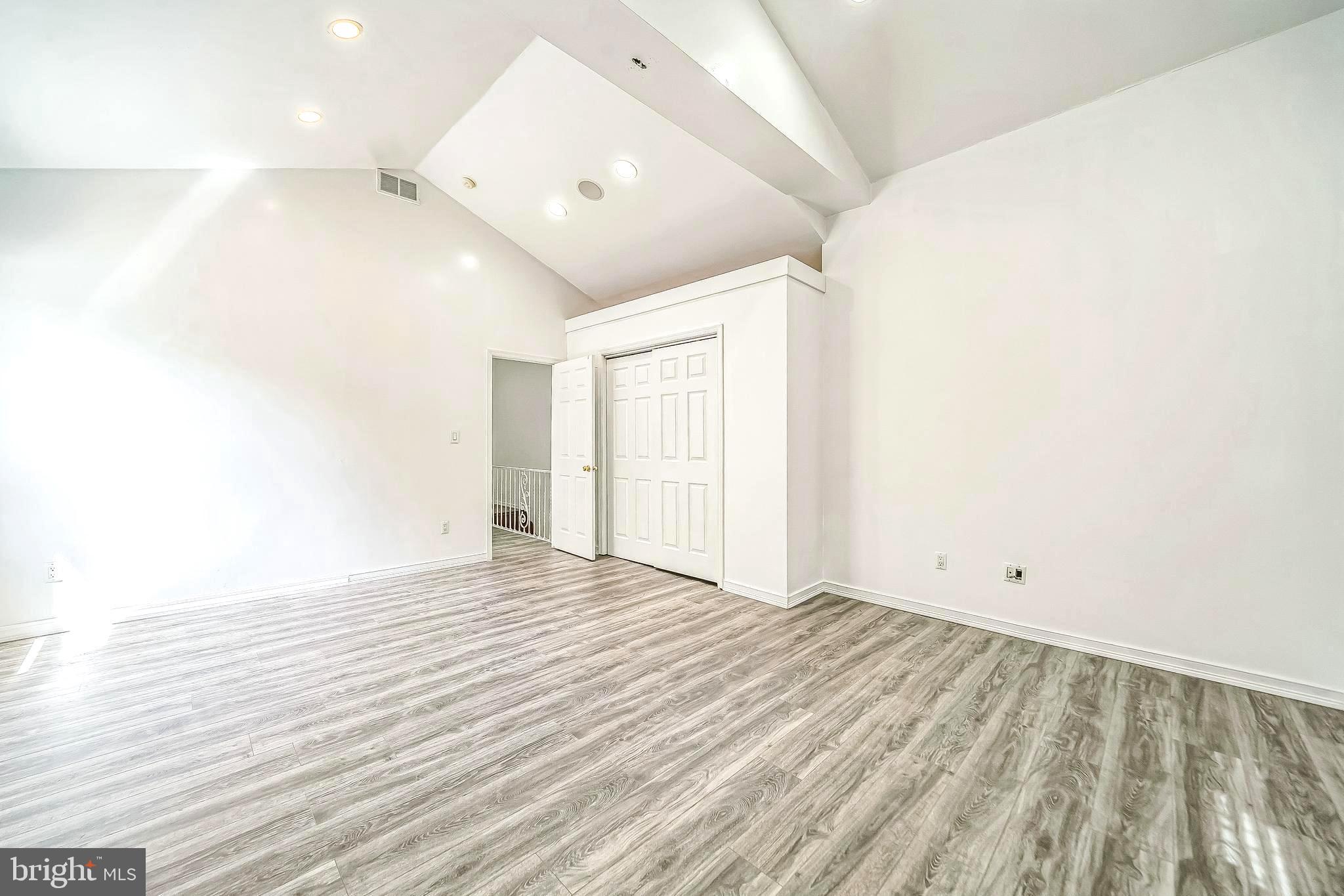 PHILADELPHIA (SOUTH) - Residential Lease