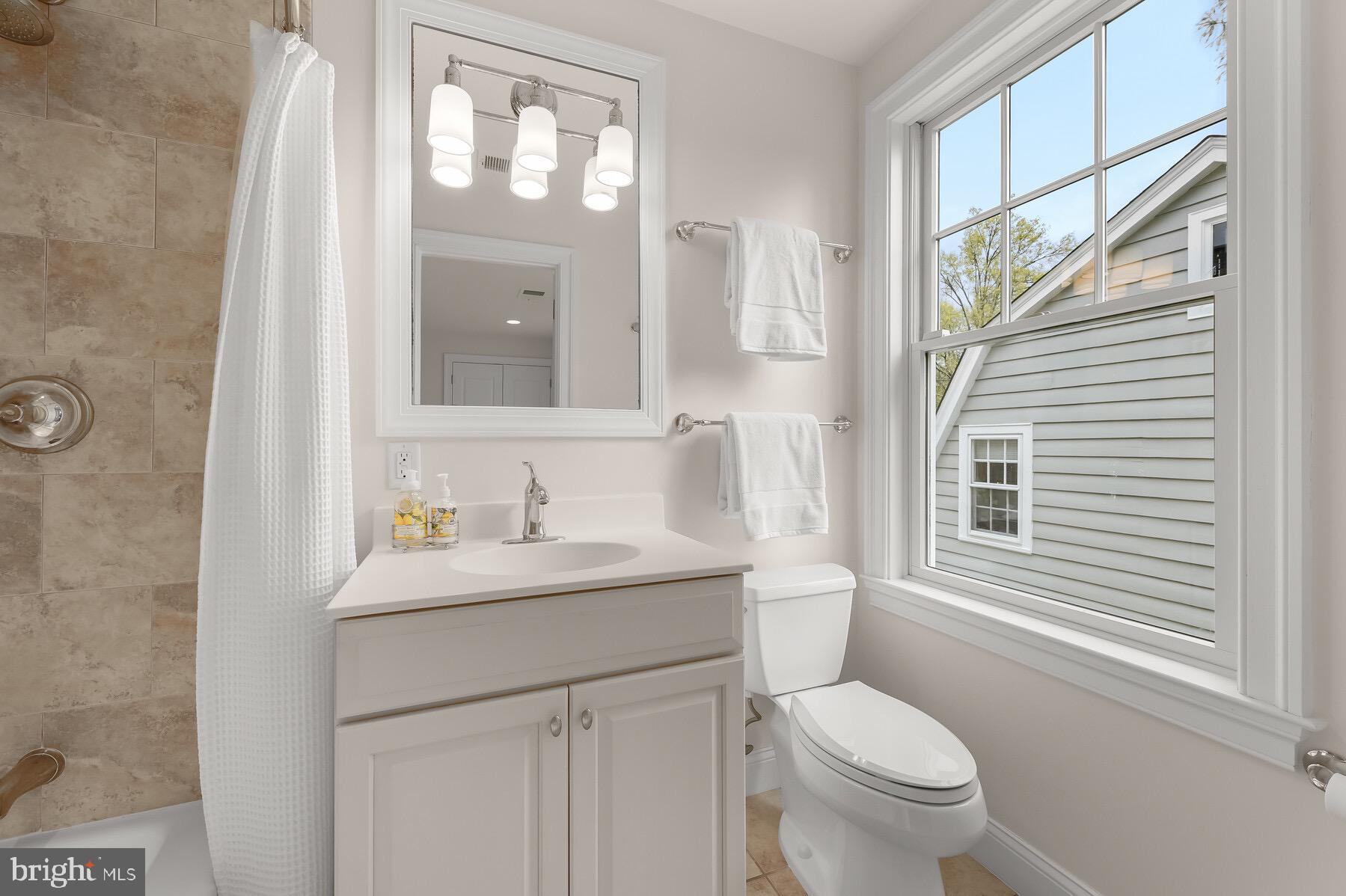 CHEVY CHASE TERRACE - Residential