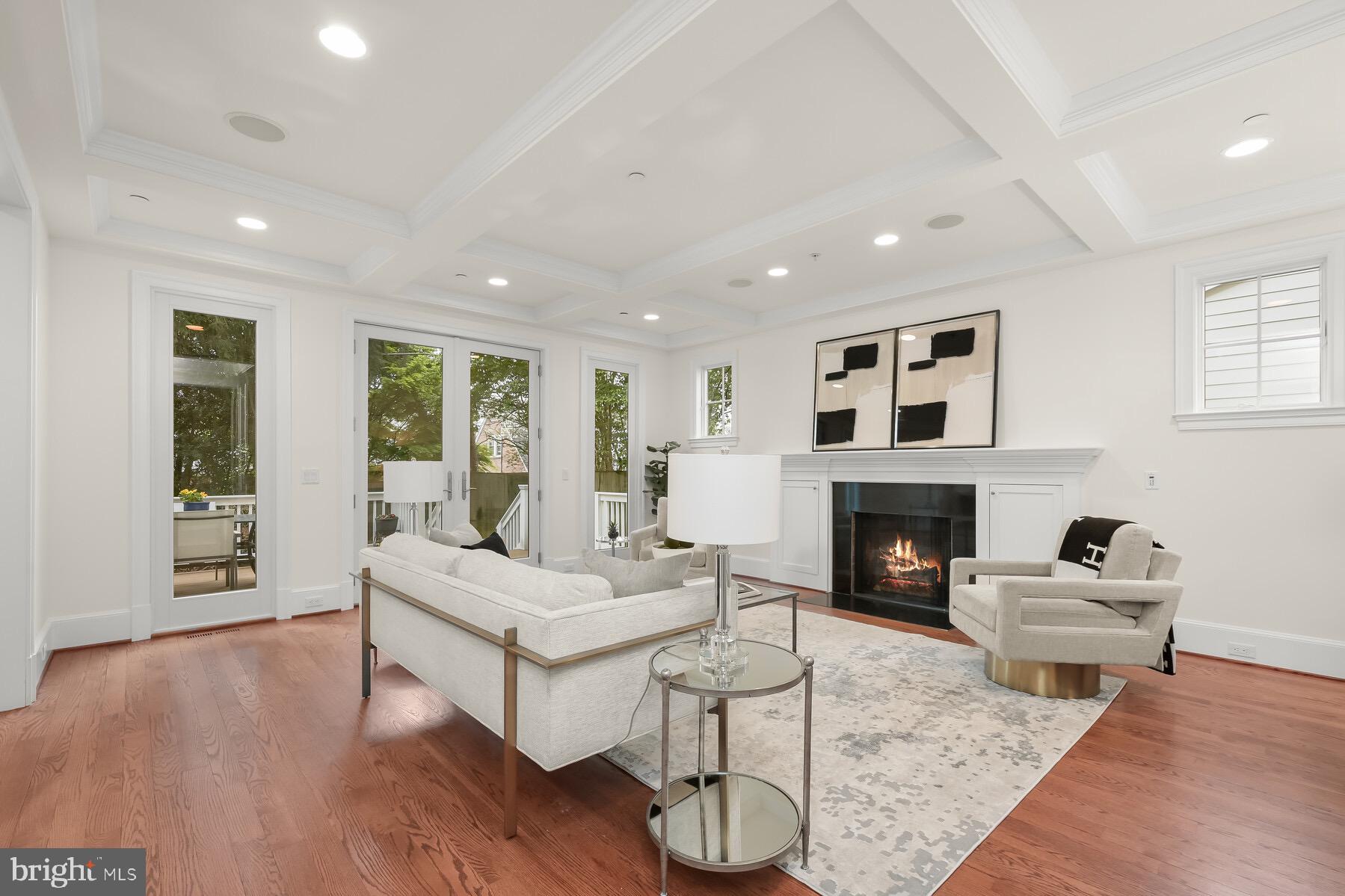 CHEVY CHASE TERRACE - Residential