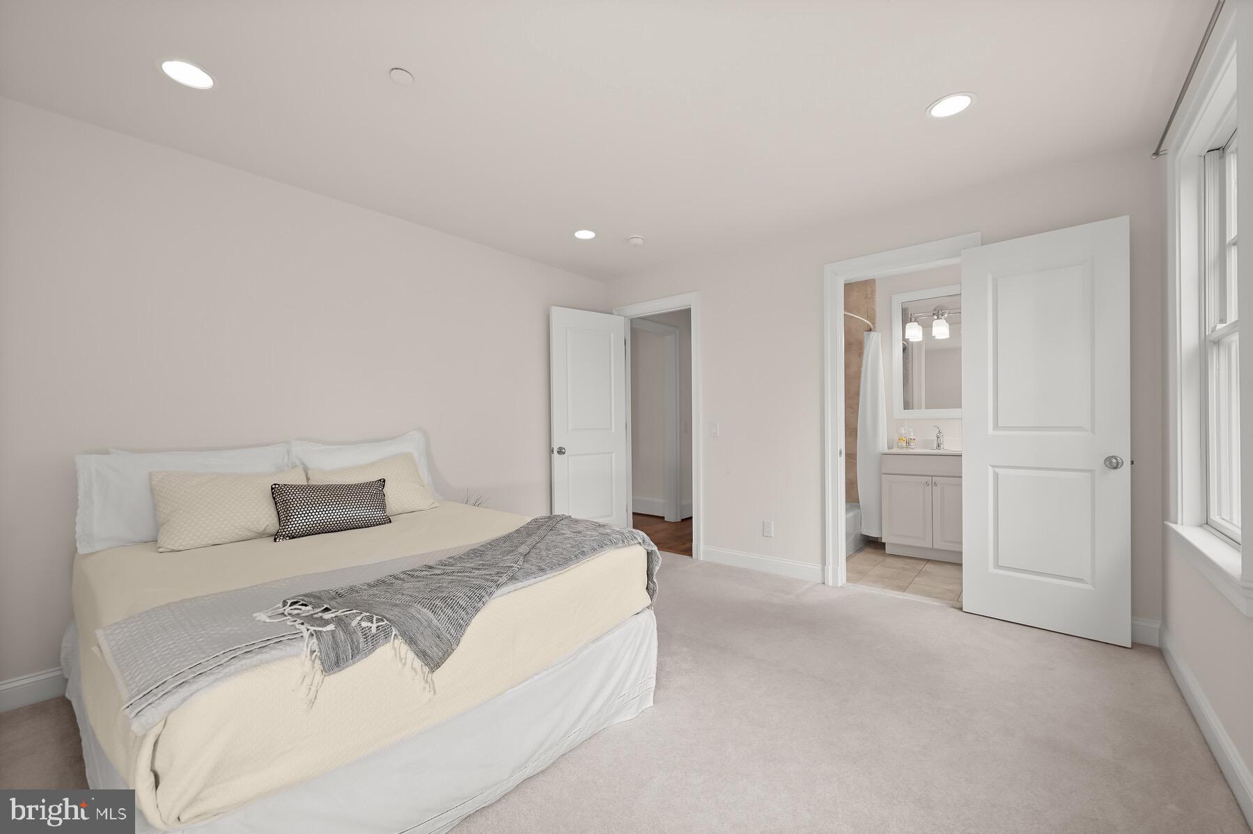 CHEVY CHASE TERRACE - Residential