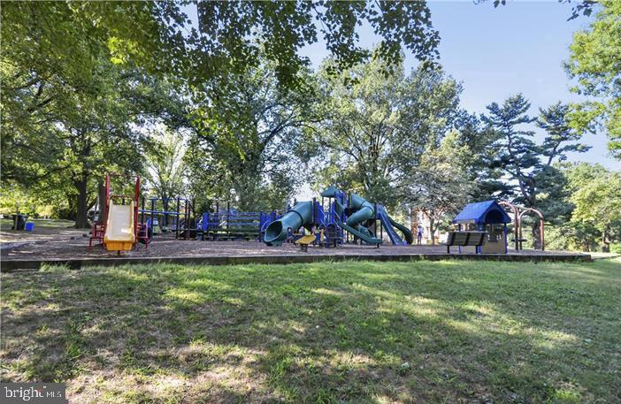 CHEVY CHASE TERRACE - Residential