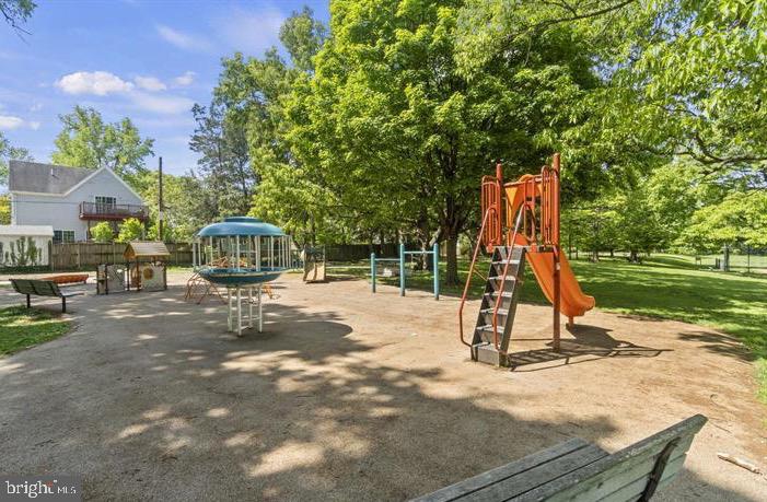 CHEVY CHASE TERRACE - Residential