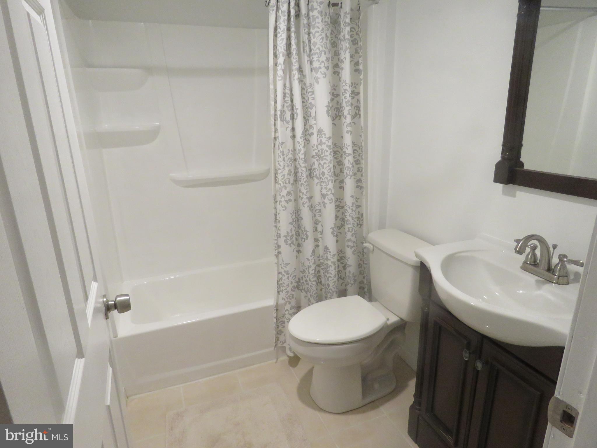 LONGVIEW ON MAGOTHY - Residential