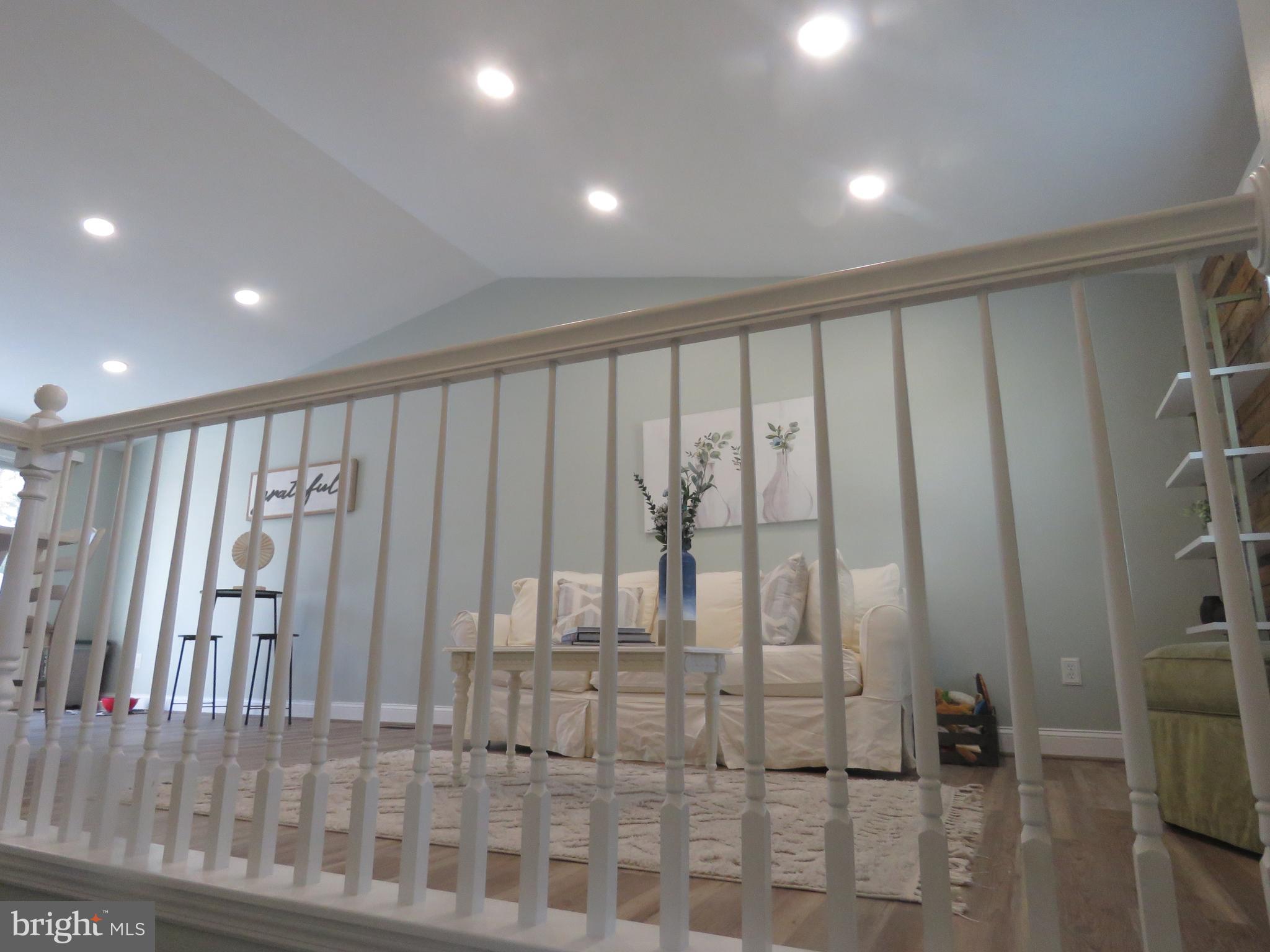 LONGVIEW ON MAGOTHY - Residential