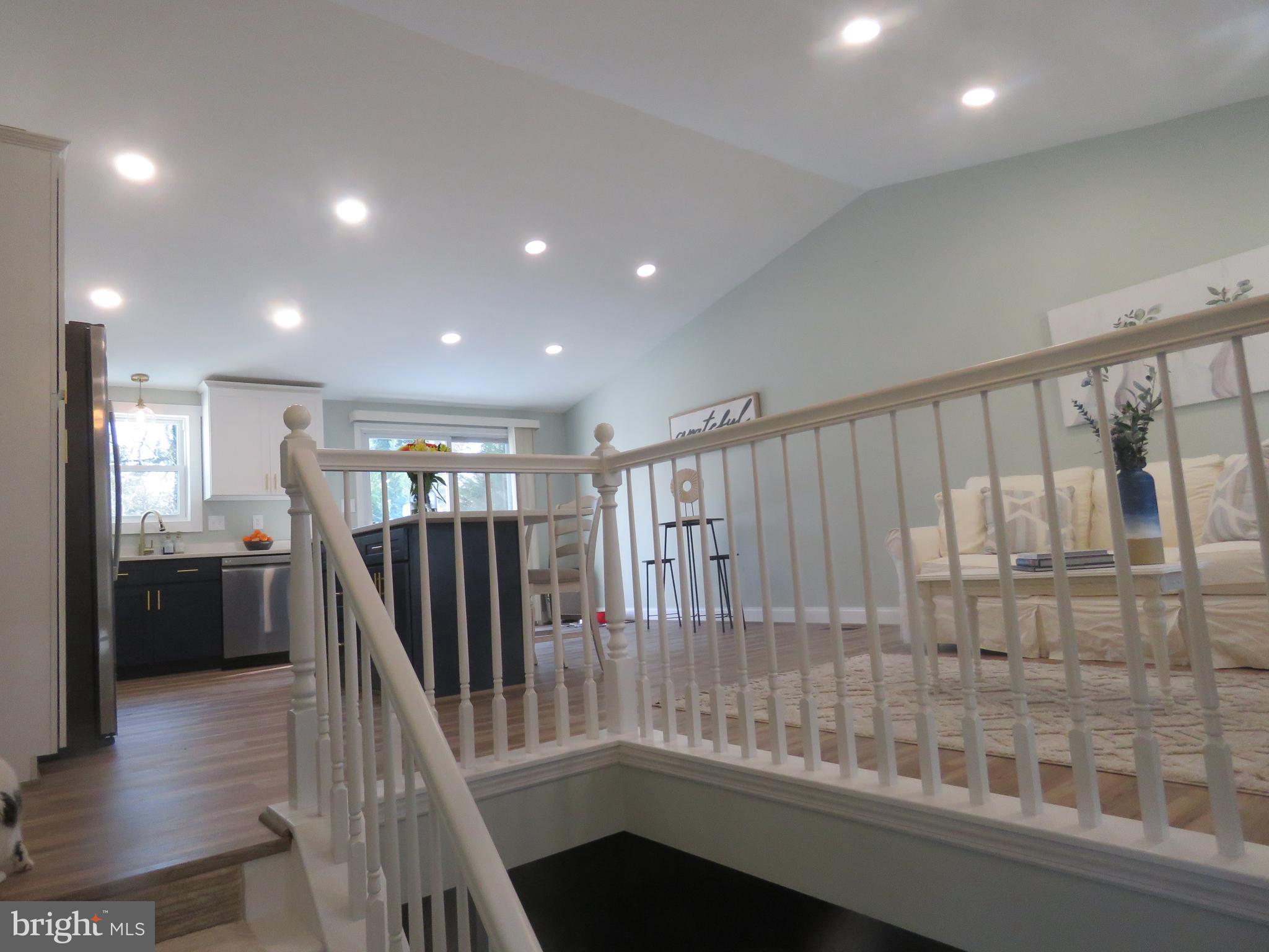 LONGVIEW ON MAGOTHY - Residential